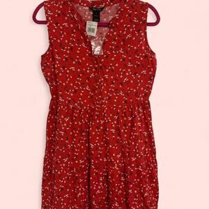 Millenium Red Floral Mini Dress with buttons and small ruffles NWT Size Small